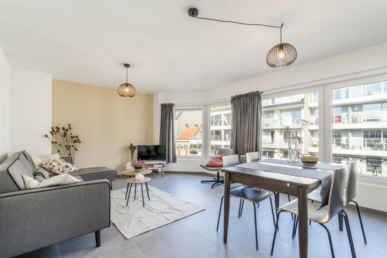 Delightful Family Apartment At Only 50 Meters From The Beach / Panne A Cote De Panne Exterior foto