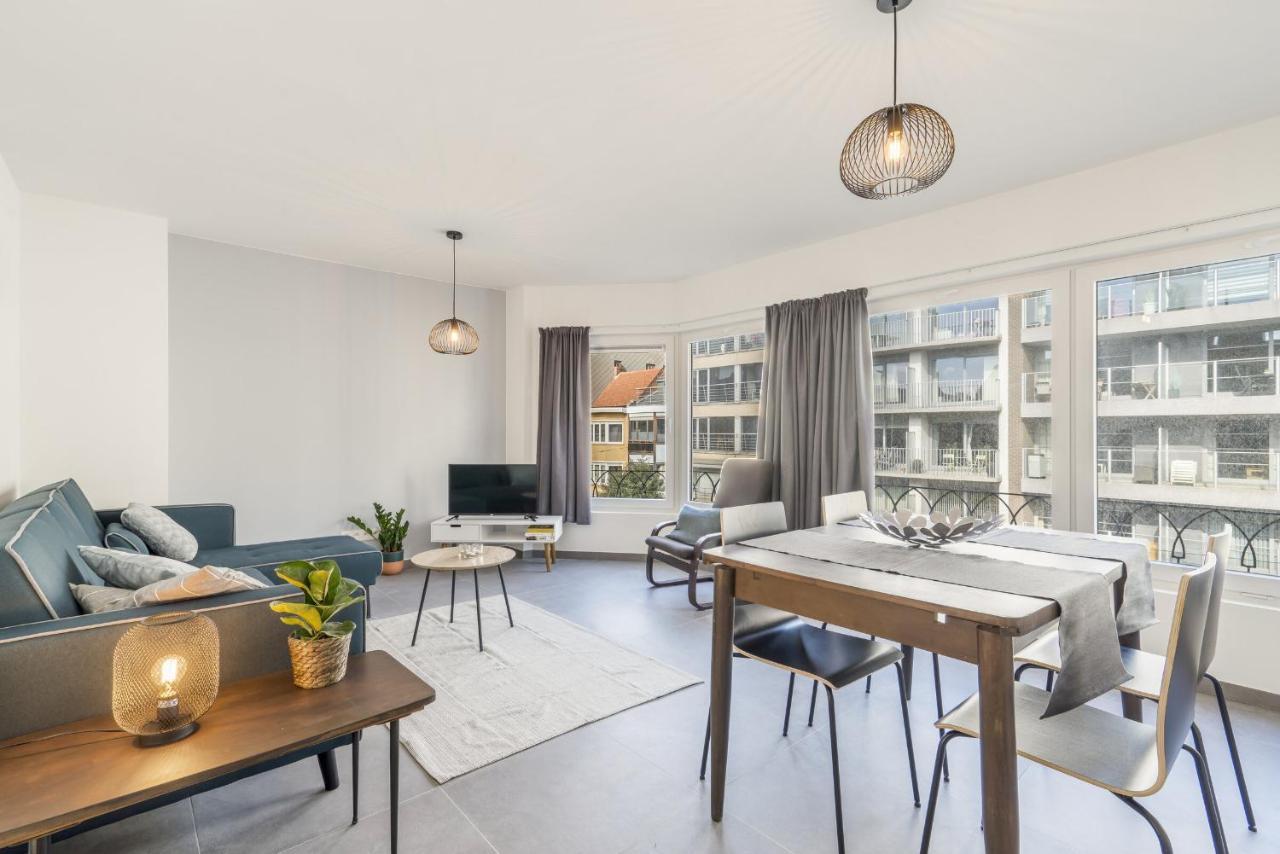 Delightful Family Apartment At Only 50 Meters From The Beach / Panne A Cote De Panne Exterior foto